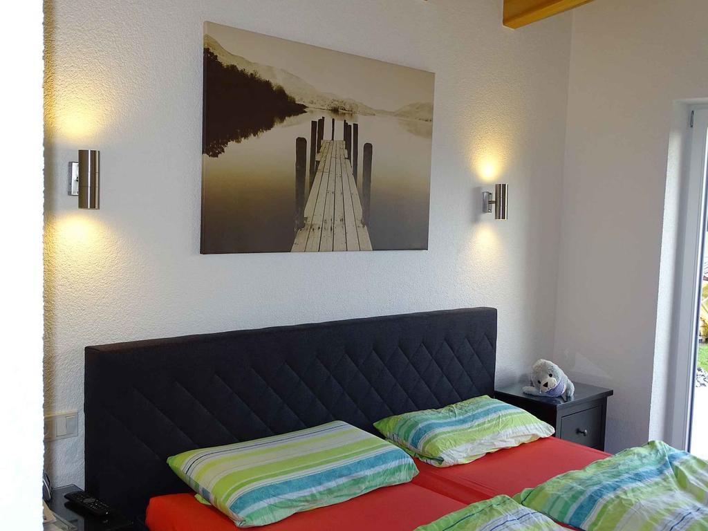Ferienwohnung Am Weinberg Ostrach Exteriör bild
